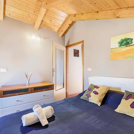 شقة 1 Bedroom Gorgeous Apartment In Novigrad *